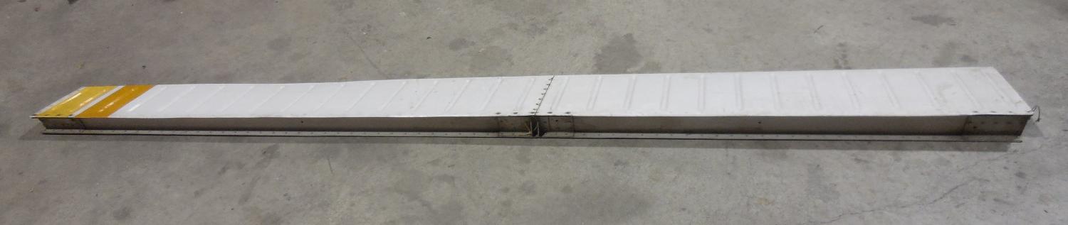 PIPER PA28-161 PN35640-901 RH AILERON (SLIGHT DAMAGE OUTER SKIN PANEL)
